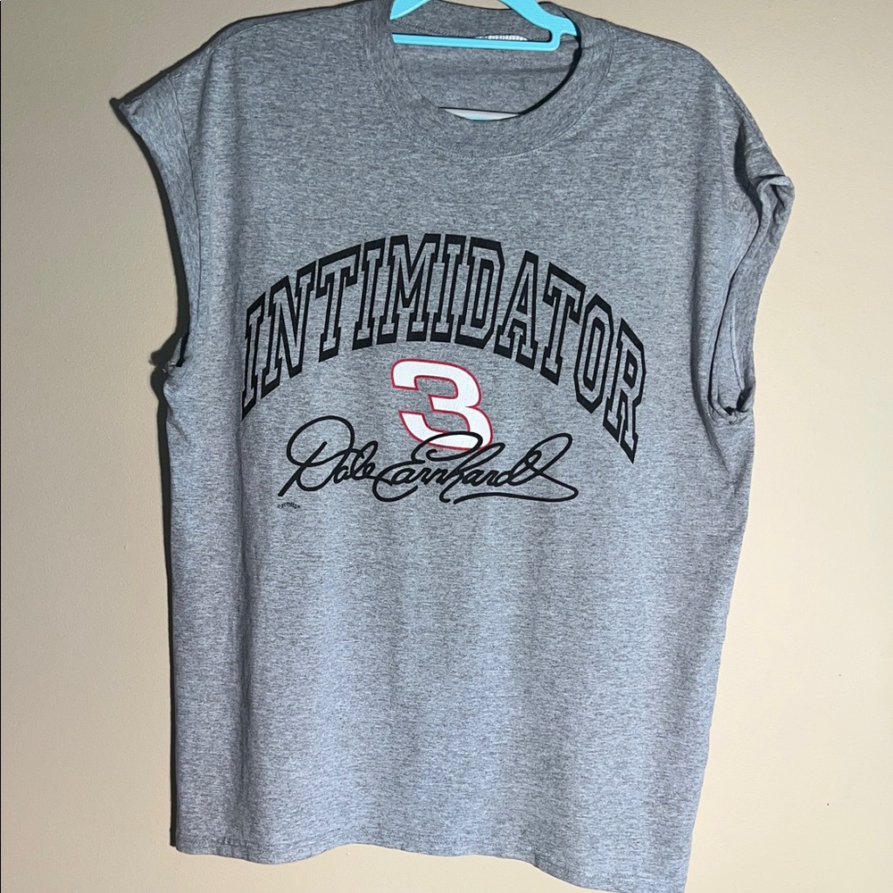 Gray Intimidator Graphic T-Shirt